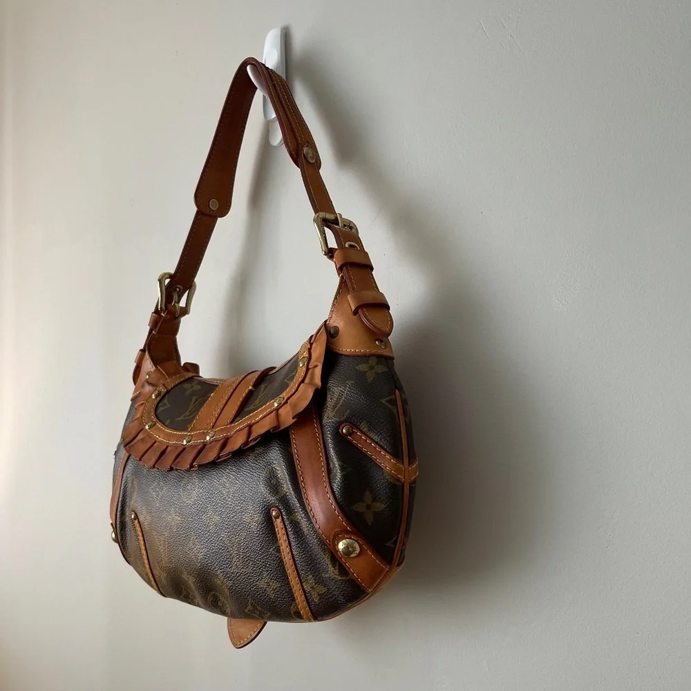 RARE Louis Vuitton Leonor Bag in Monogram - Picture 7 of 15